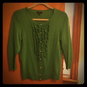 Kelly green cardigan w/ ruffles & gold buttons